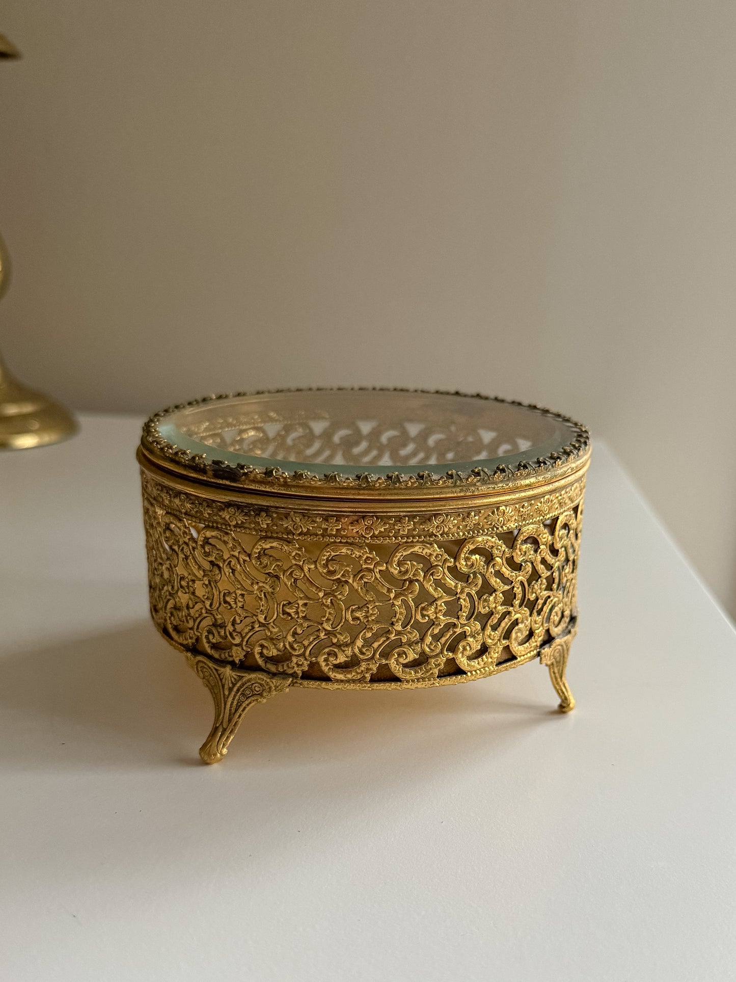 Vintage Hollywood Regency Gold Plated Ormolu Jewelry Casket Round